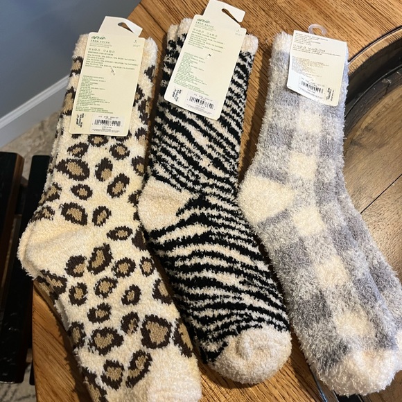 Women's Aerie/American Eagle Crew Socks - 3! Buy two get one free! NWT - Picture 3 of 9